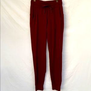 Lululemon Ready to Rulu Jogger